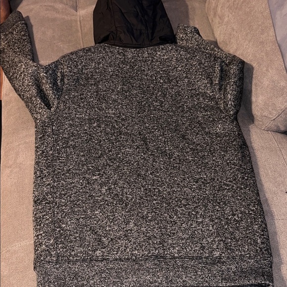 Abercrombie & Fitch Charcoal Puffer Jacket used good condition - Picture 6 of 13